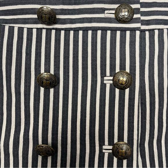 BCBG MAXARIA Mini Skirt Striped Button Front Size 8 - Picture 3 of 6